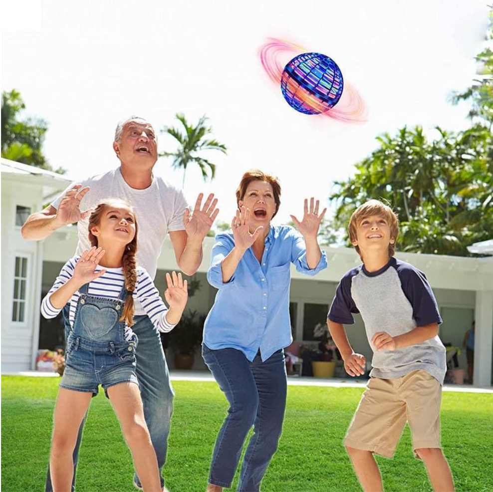 Flying ball boomerang spinner